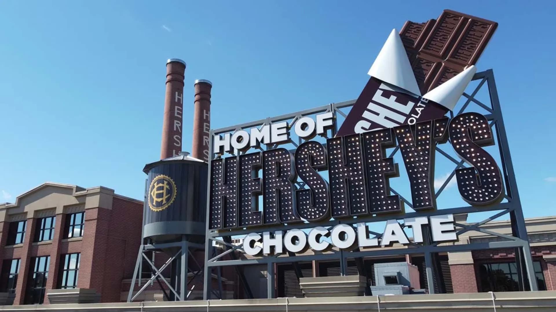 Hershey's Chocolate World - nearby attraction to Pine Ridge Campground