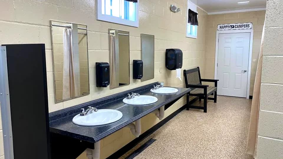 Bathhouse vanity area with sinks